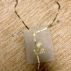 Kendra Scott y shape necklace